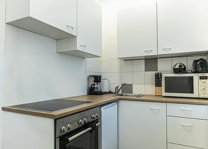 Chic & Cozy 2br Near U6 Schoepfwerk Station *