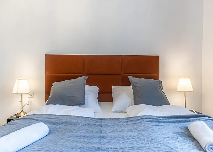 Апартаменты Chic & Cozy 2br Near U6 Schoepfwerk Station Вена